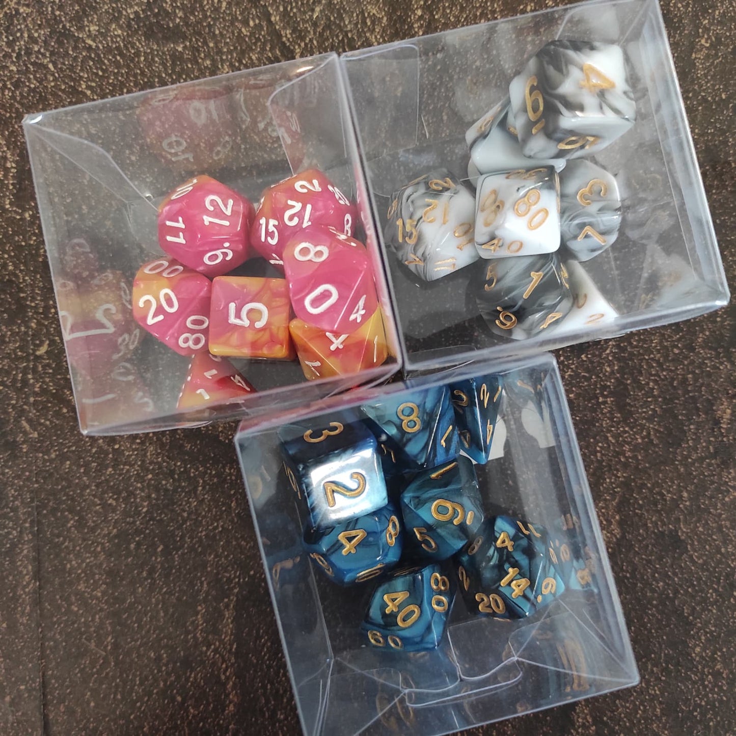 Set 7 dadi D&D (RANDOM COLOR)