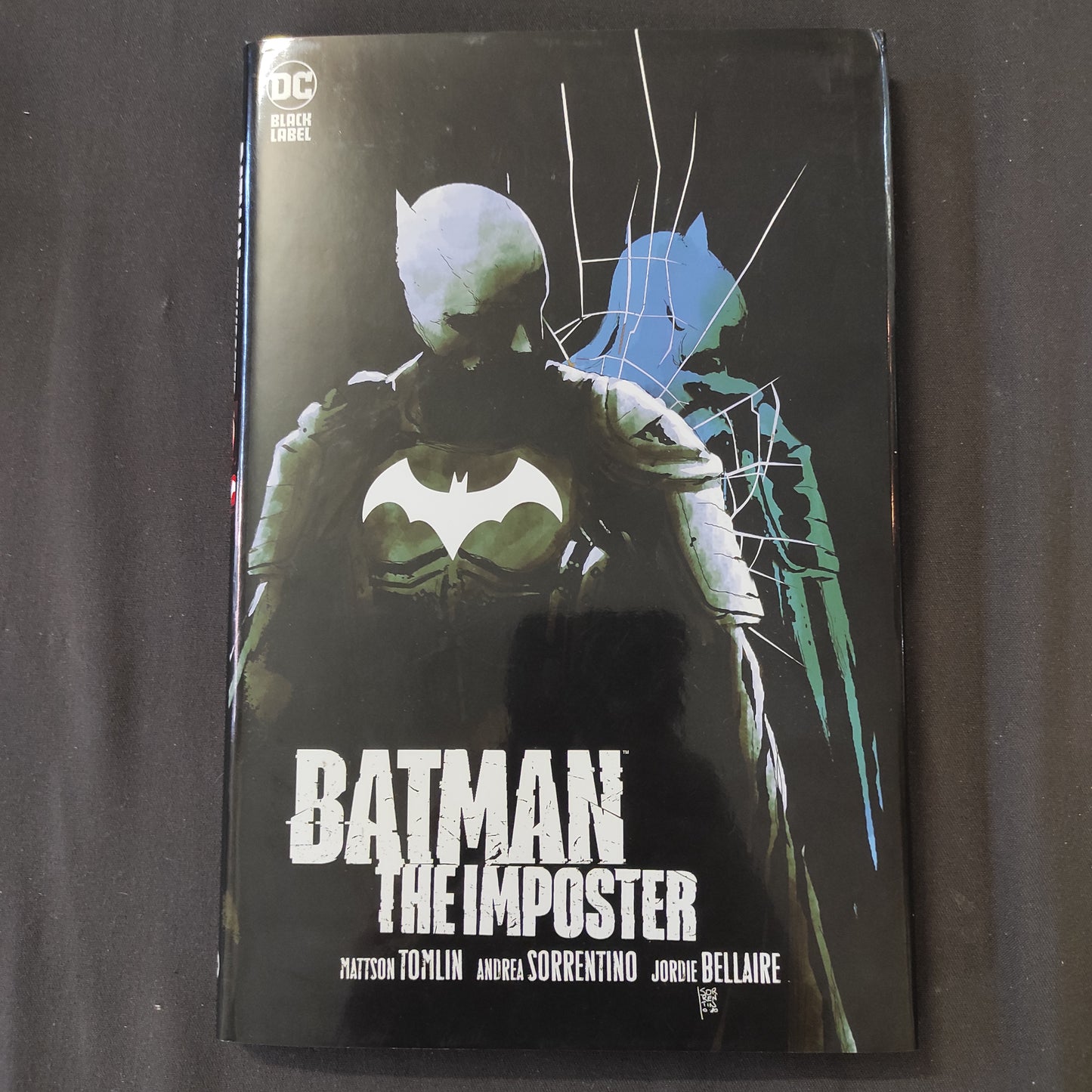 Batman: The Imposter (Hardcover Edition) -AUTOGRAFATO